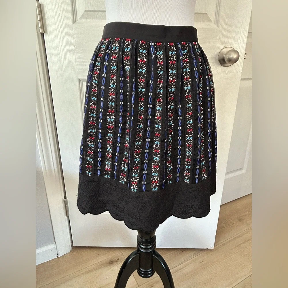 Club Monaco Black Beaded Mini Skirt with Lace size 4 - Picture 2 of 7